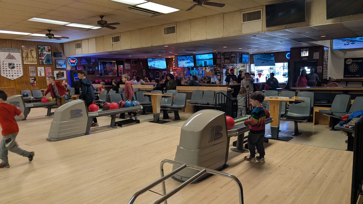 Bowling Day