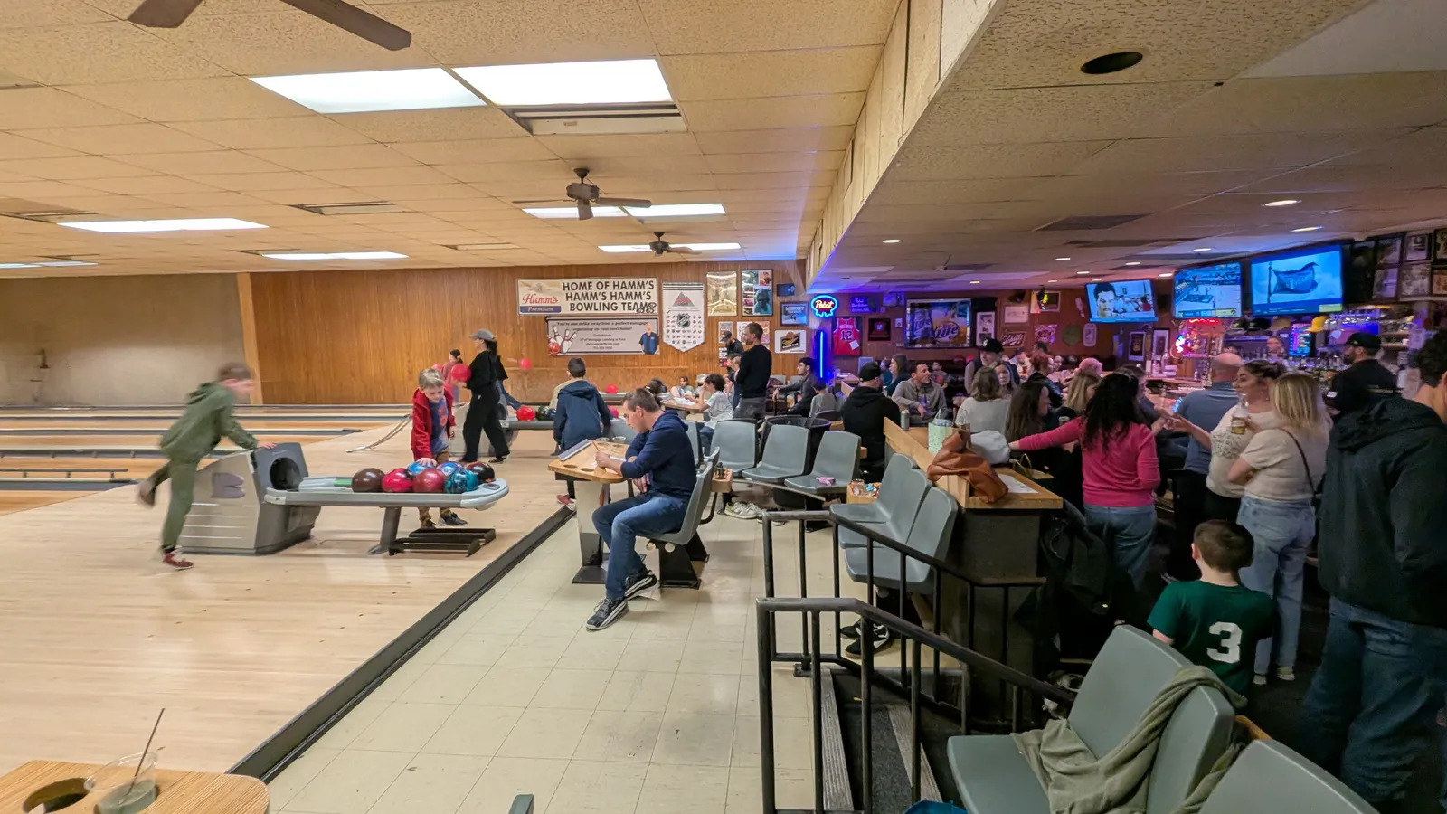 Bowling Day — photo 4